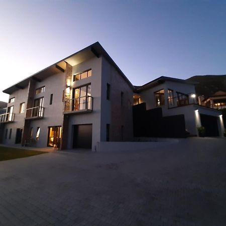Black Eagle Self-Catering Accommodation, Hermanus Εξωτερικό φωτογραφία