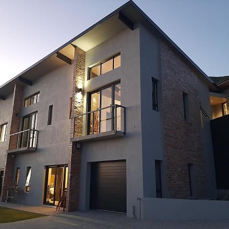 Black Eagle Self-Catering Accommodation, Hermanus Εξωτερικό φωτογραφία